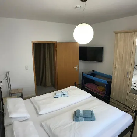 Am Anger Apartment *
